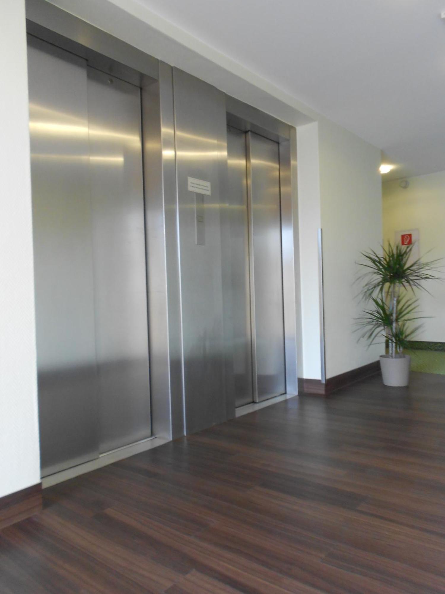 Western Kantstrasse Hotel 4*
